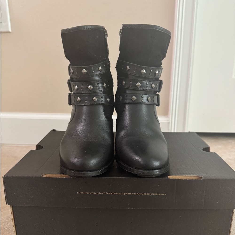 Harley-Davidson Women's Black Studded leather and suede Ankle Boots Size 7.5